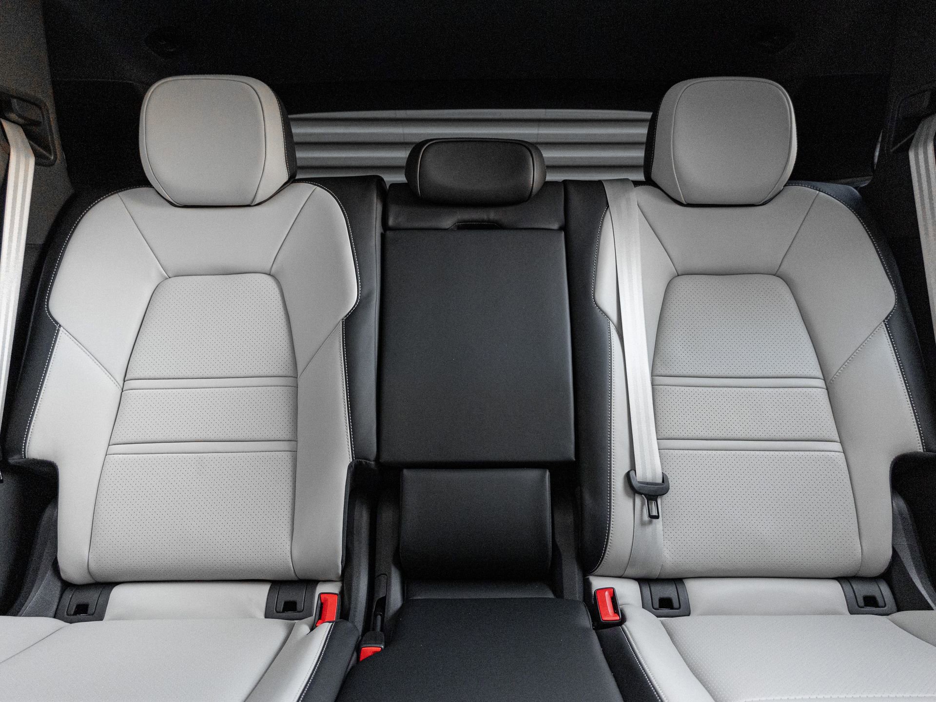 New 2026 Porsche Cayenne E-Hybrid image 29