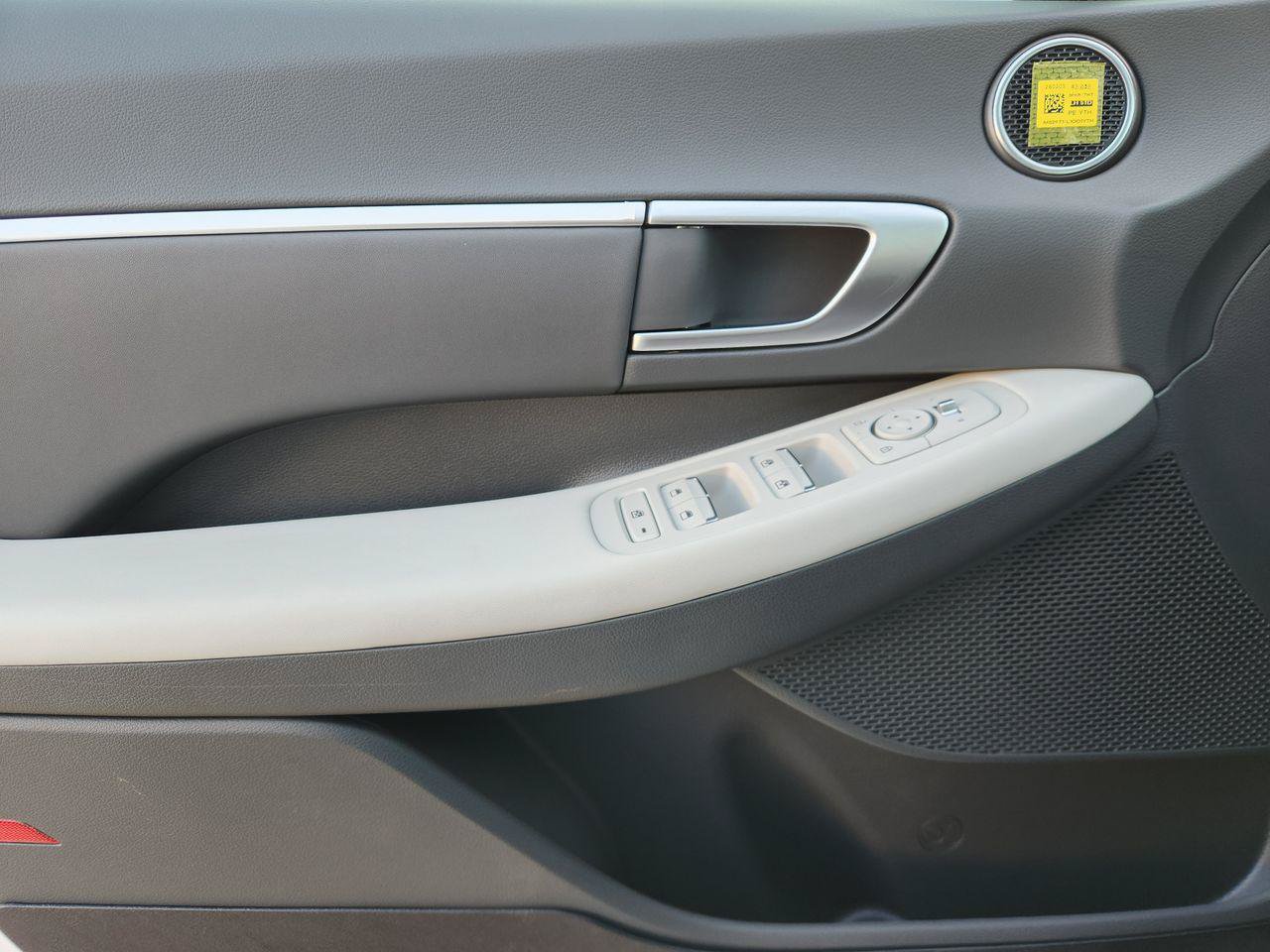 New 2026 Hyundai Sonata SEL FWD image 24