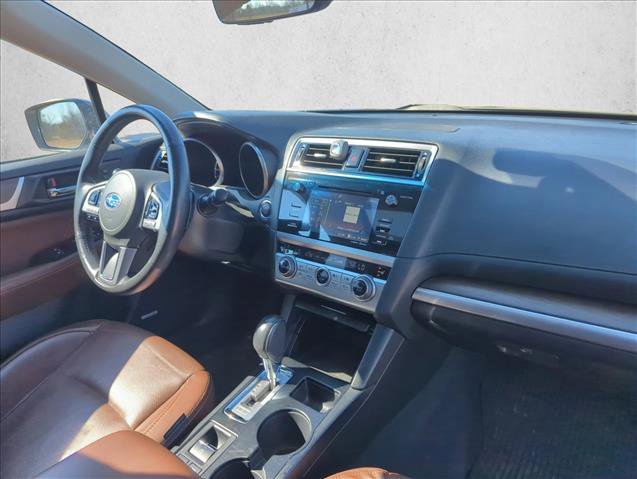 Used 2017 Subaru Outback 2.5i Touring w/ Popular Package #5A image 19