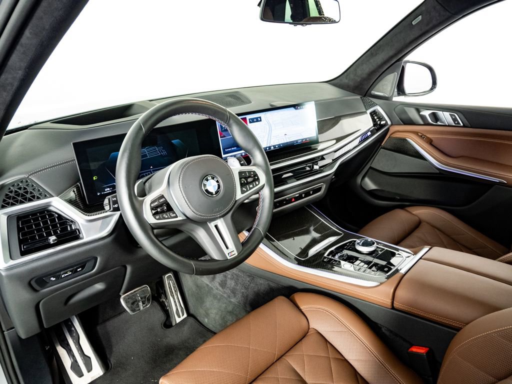 Used 2026 BMW X5 M60i image 4