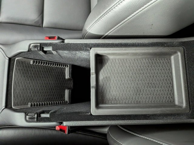 Certified 2022 Cadillac XT4 Premium Luxury w/ Enhanced Visibility Package image 24