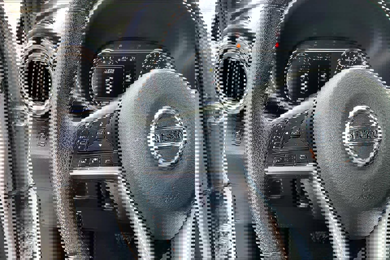 Used 2019 Nissan Kicks SR w/ SR Premium Package image 22