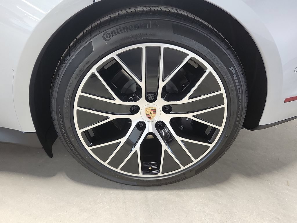 New 2026 Porsche Taycan AWD/4WD image 10
