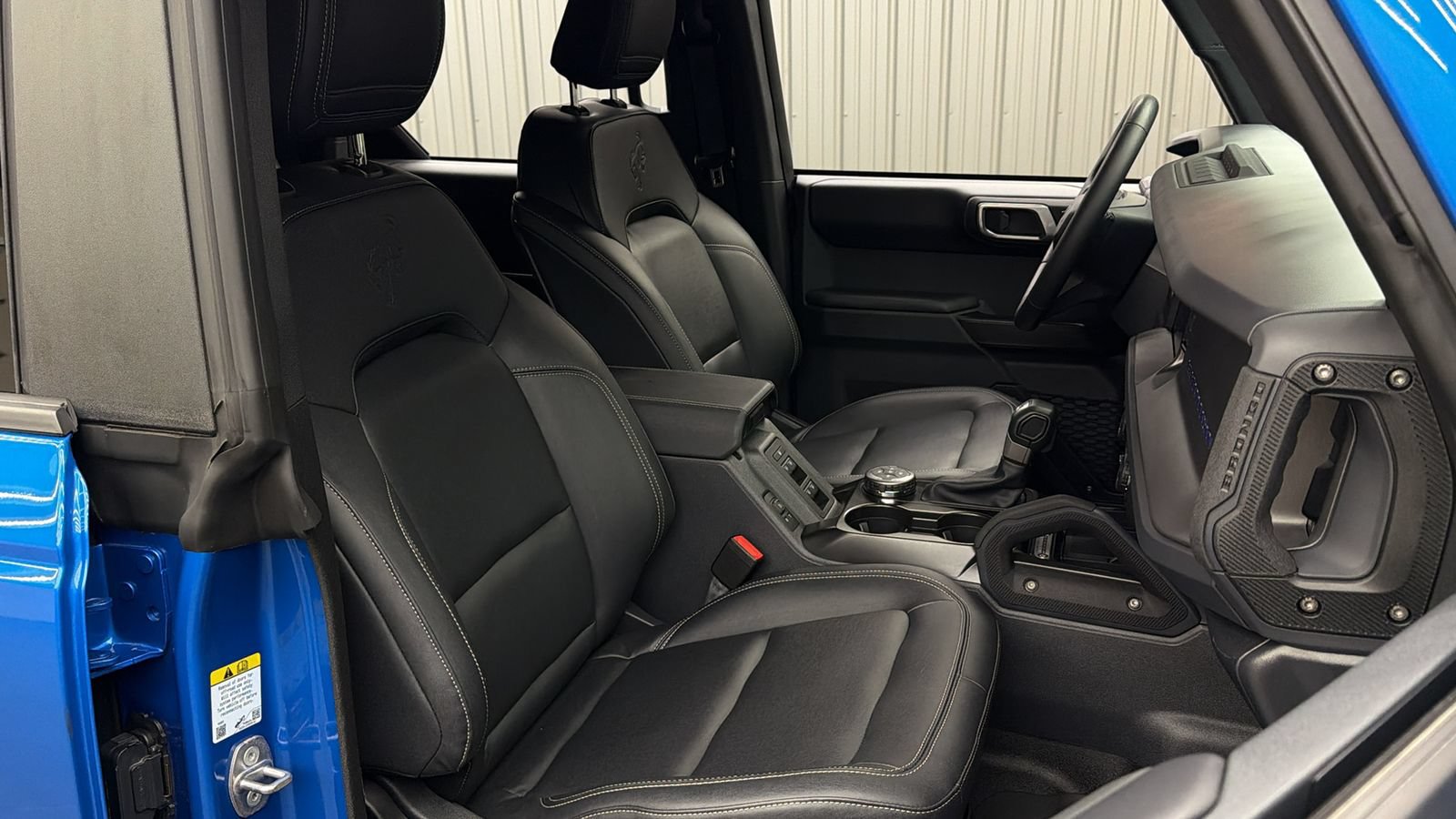 Used 2025 Ford Bronco Badlands AWD/4WD image 36