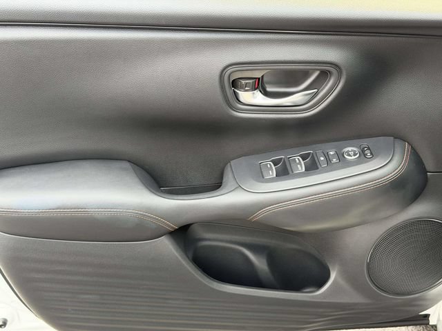 Used 2025 Honda HR-V Sport image 6