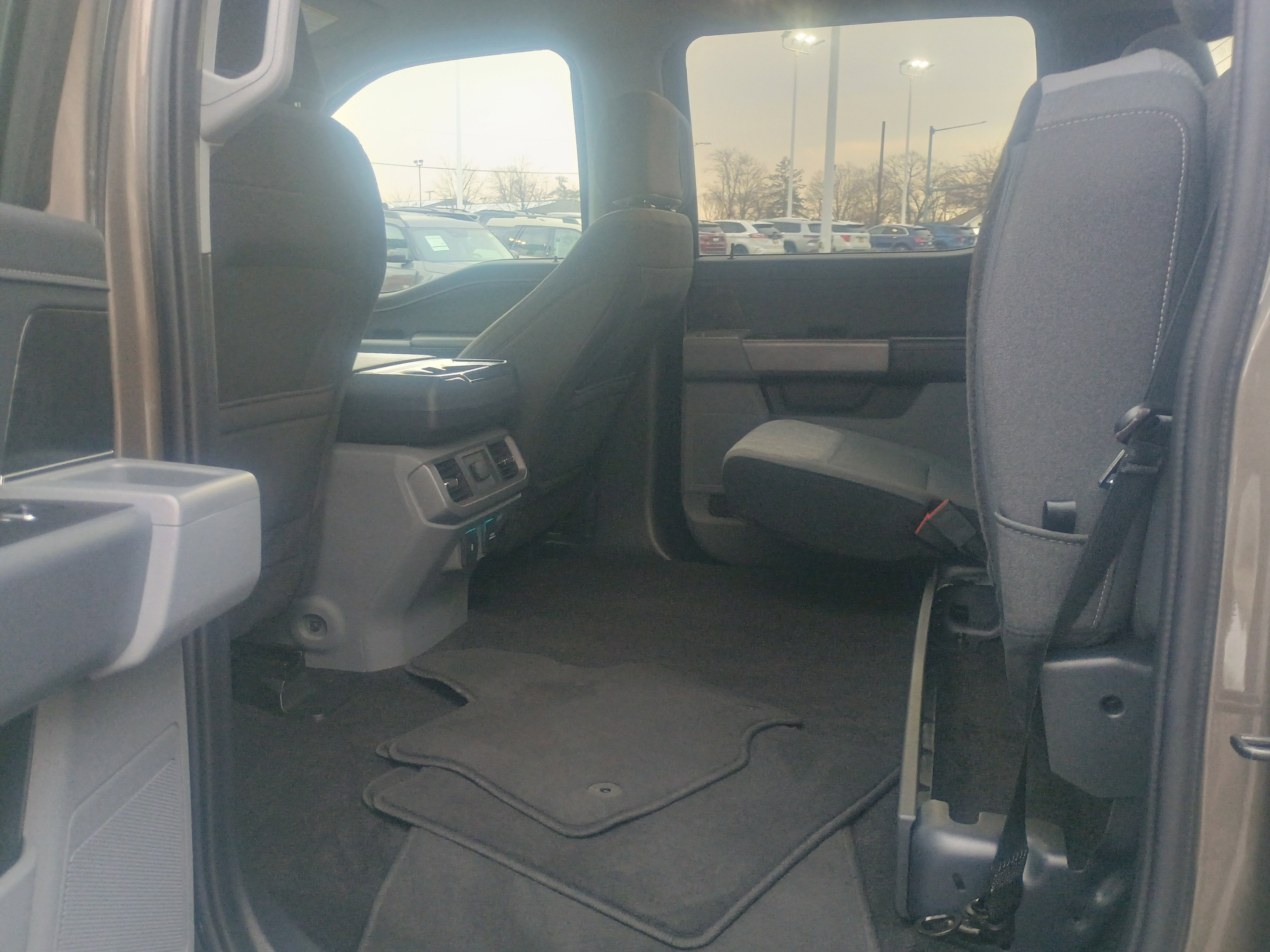 Certified 2022 Ford F150 XLT w/ Equipment Group 302A High image 15