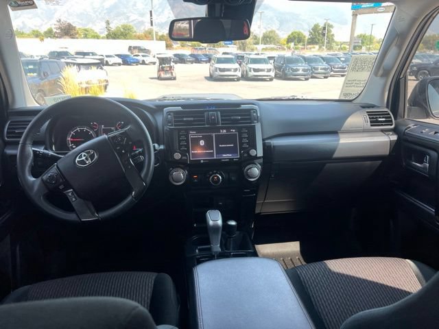 Used 2022 Toyota 4Runner TRD Off-Road AWD/4WD image 21