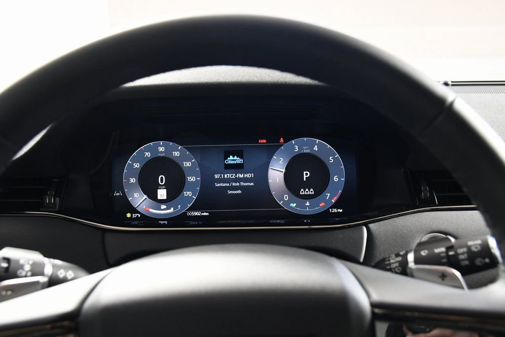 Certified 2025 Land Rover Range Rover Evoque Dynamic SE image 31