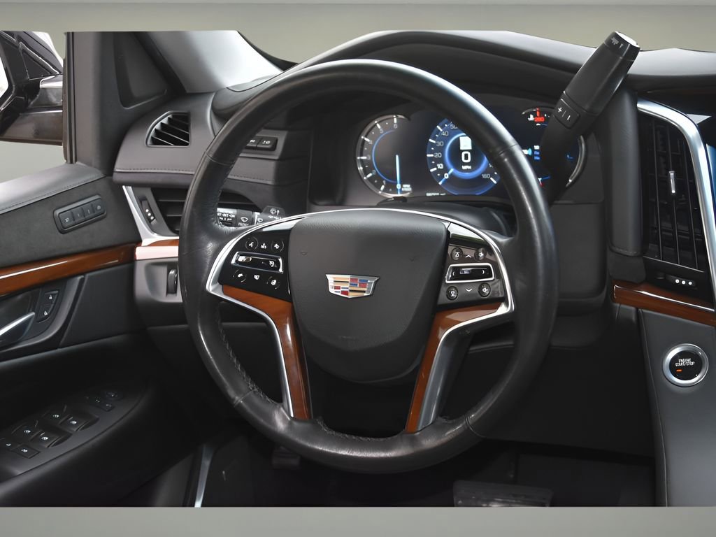 Used 2019 Cadillac Escalade ESV Luxury image 19