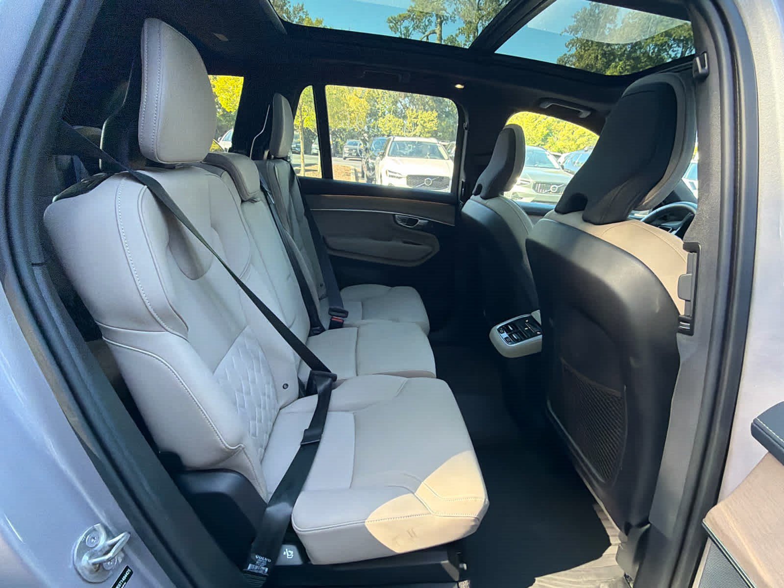 Used 2026 Volvo XC90 B6 Plus AWD/4WD image 19