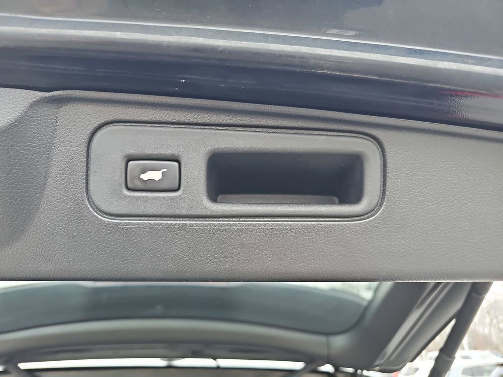 Used 2024 Honda Passport EX-L image 16