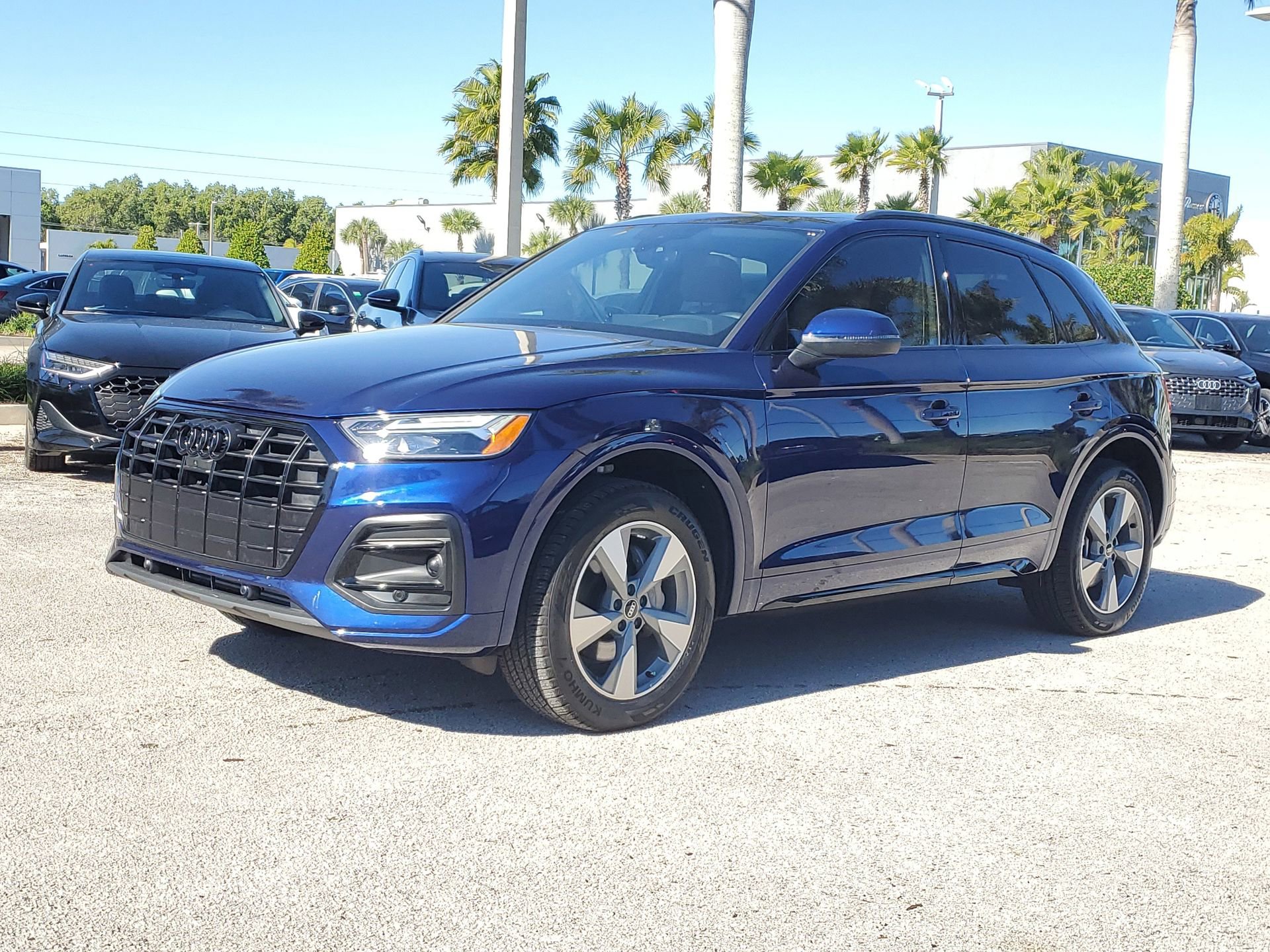 Certified 2024 Audi Q5 2.0T Premium Plus image 3