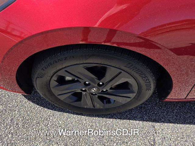 Used 2022 Hyundai Elantra SEL w/ Convenience Package image 16