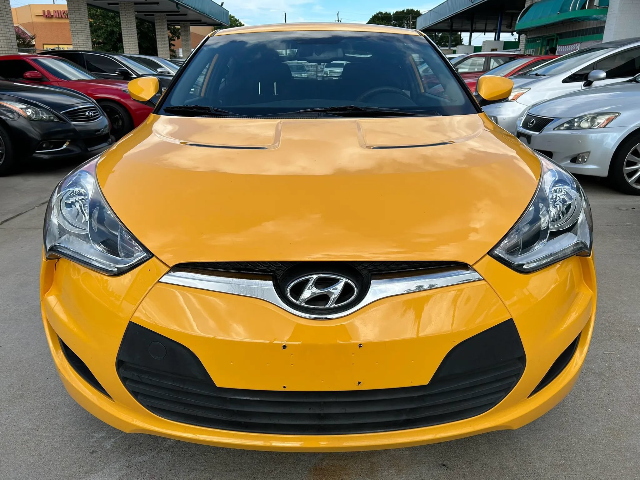 Used 2013 Hyundai Veloster FWD image 8