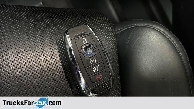 Used 2018 Lincoln Navigator L Reserve w/ Technology Package AWD/4WD image 22
