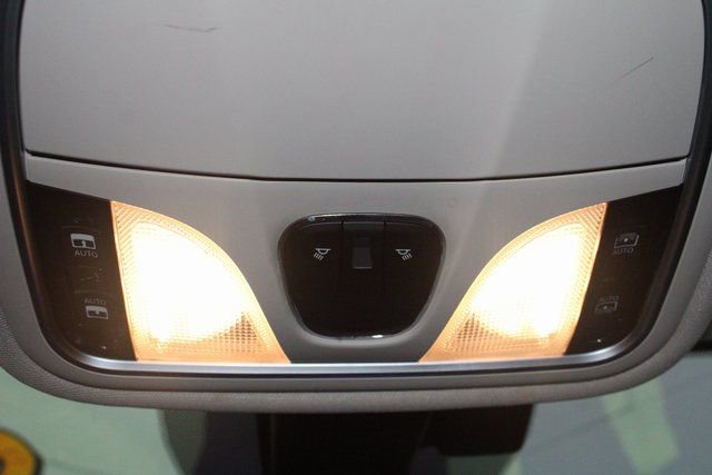 Used 2015 Chrysler 200 C w/ Sun/Sound Group FWD image 25