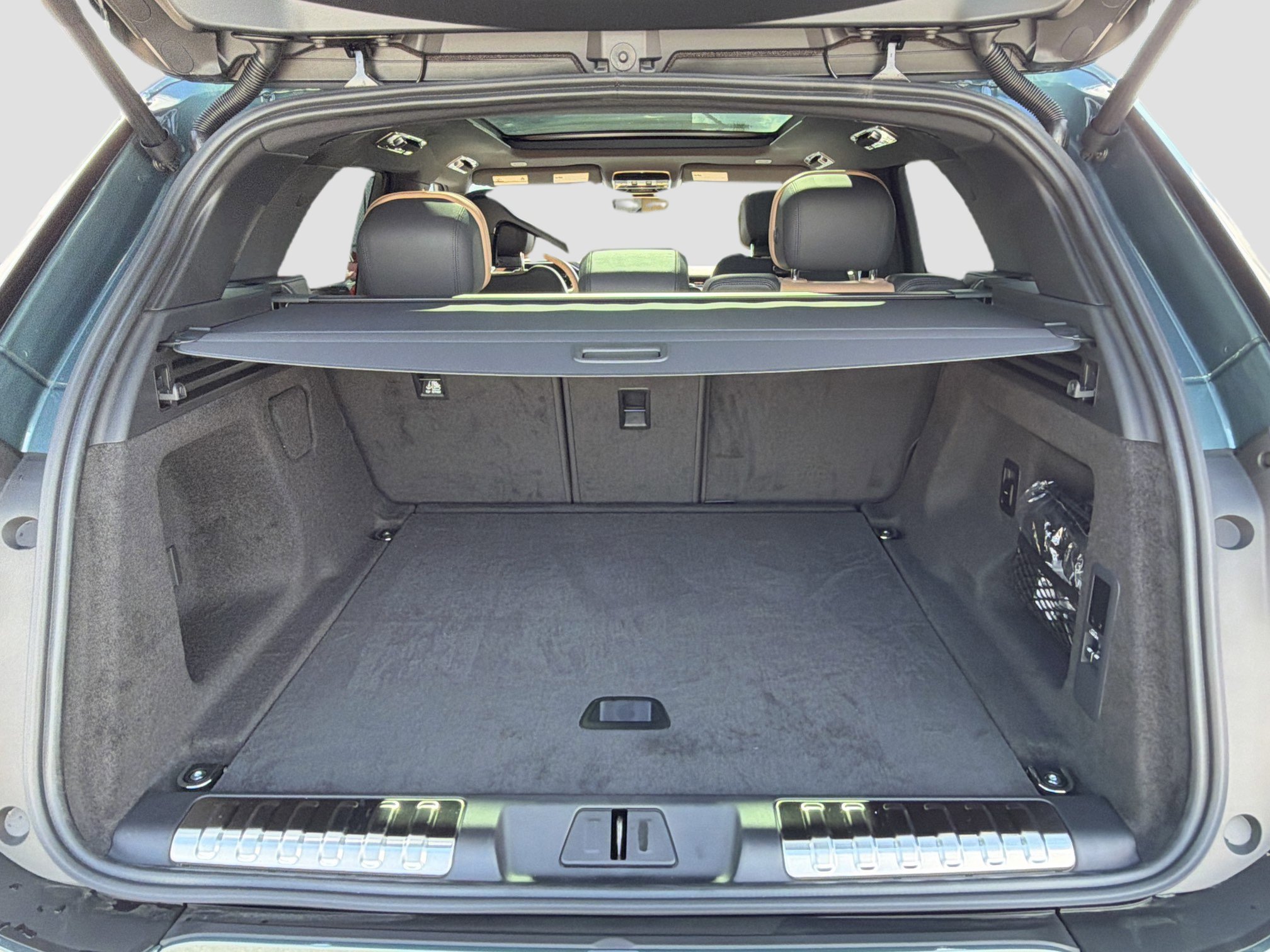 New 2026 Land Rover Range Rover Sport Dynamic SE image 11