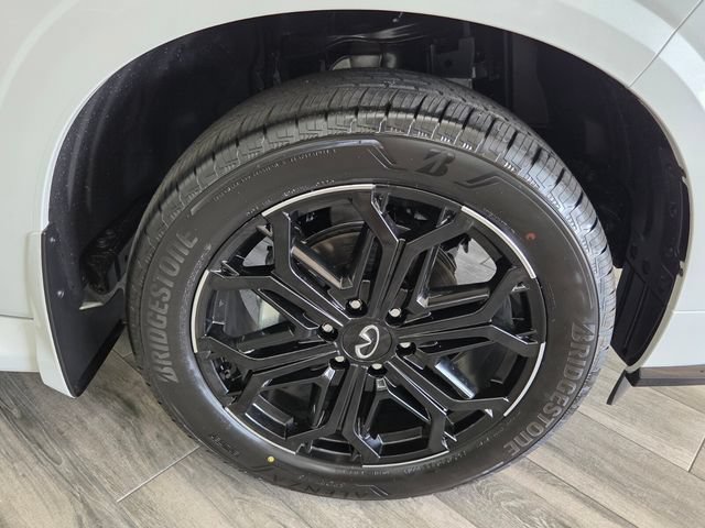 New 2026 INFINITI QX80 4WD w/ Sport Exterior Package image 10
