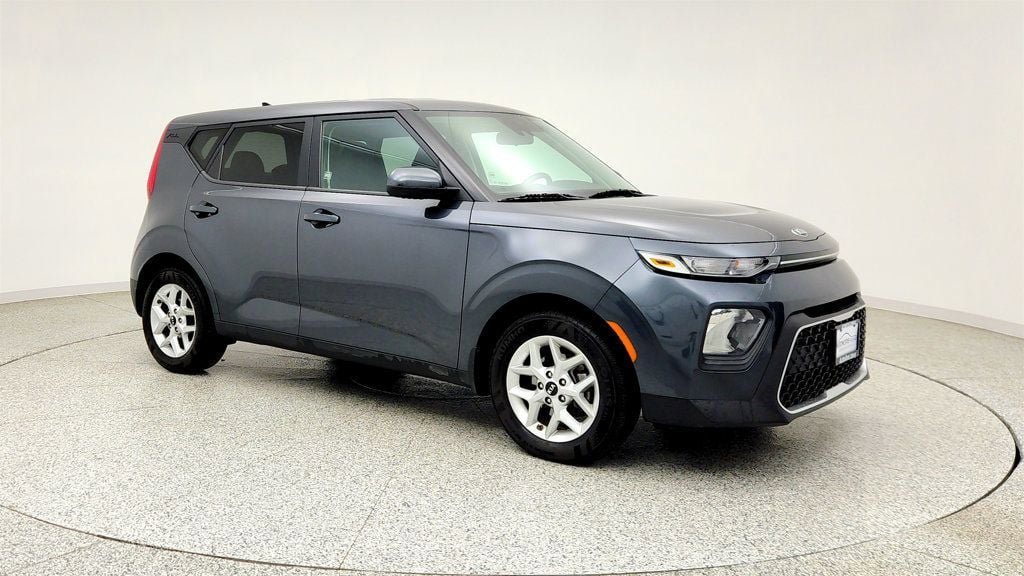 Used 2020 Kia Soul S FWD image 3