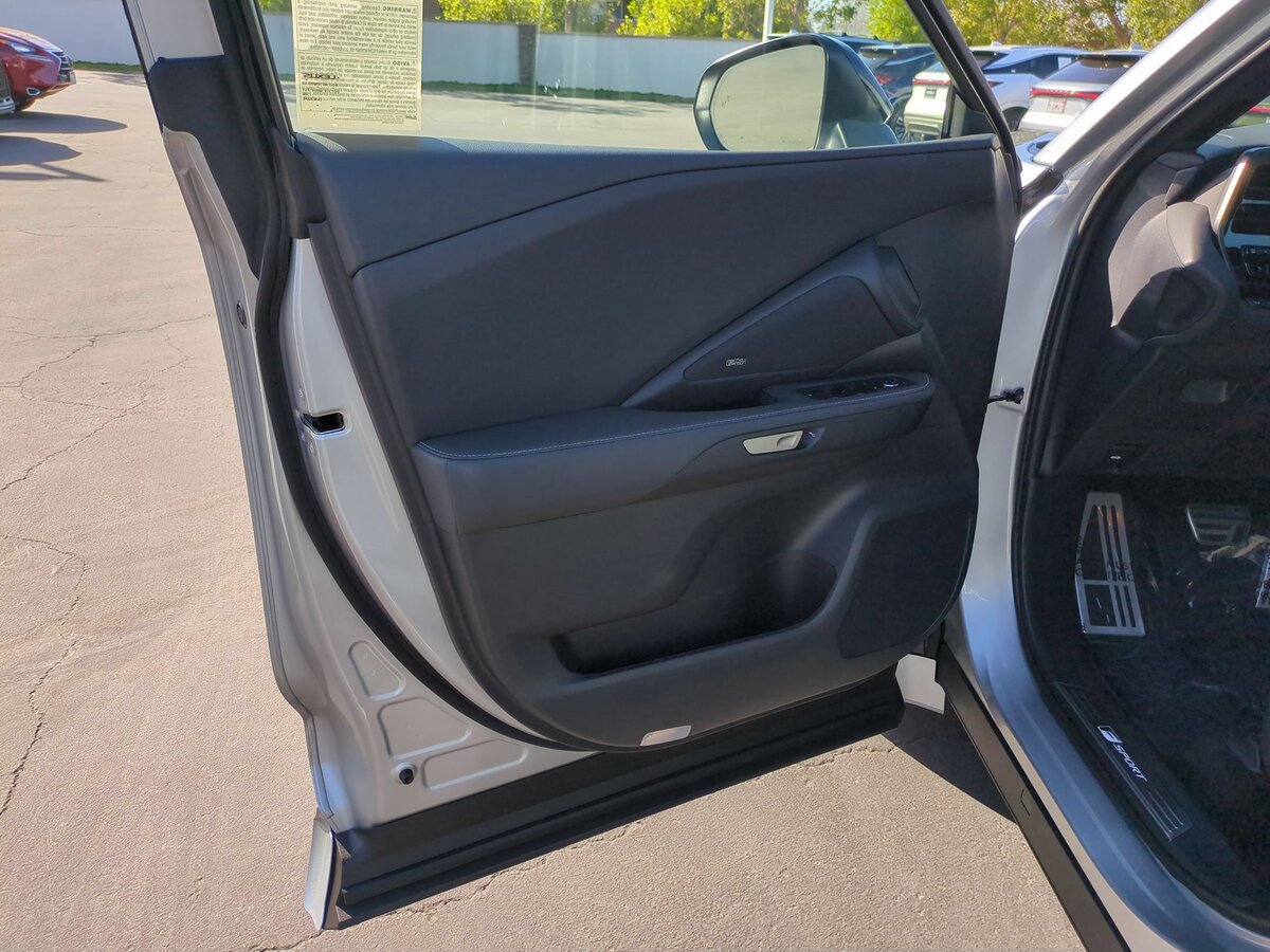 Used 2026 Lexus TX 500h AWD w/ Technology Package image 14