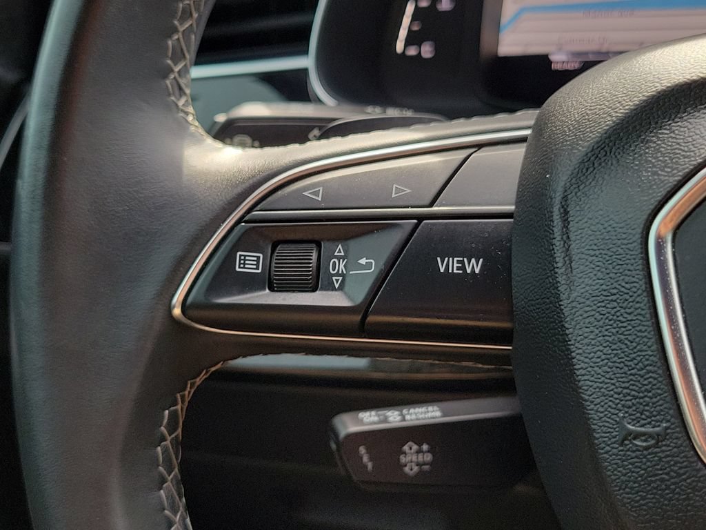 Certified 2022 Audi Q8 Premium w/ Convenience Package AWD/4WD image 9