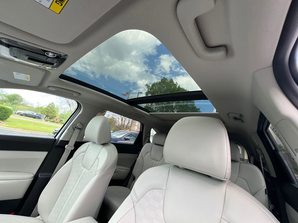 New 2025 Kia Sorento S w/ Panoramic Sunroof Package FWD image 31