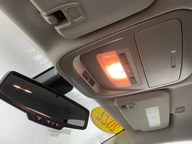 Used 2022 GMC Canyon AT4 image 18