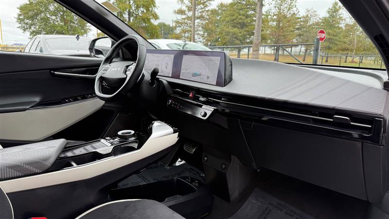 Used 2023 Kia EV6 GT-Line w/ GT-Line Suede Seat Package image 22