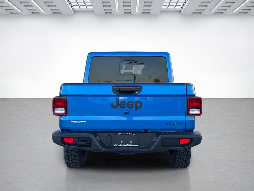 New 2025 Jeep Gladiator Sport image 6