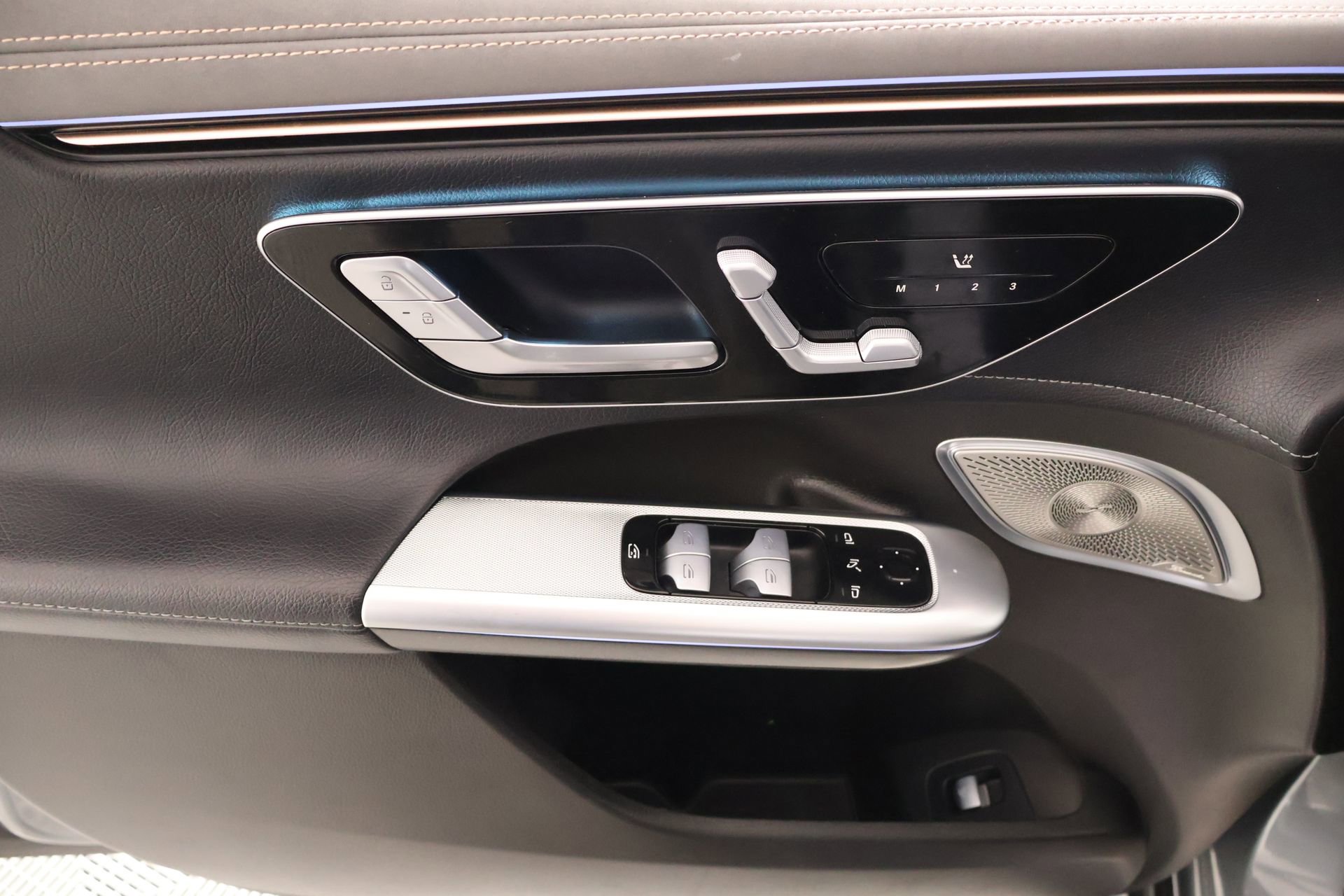 Used 2023 Mercedes-Benz EQE 350+ SUV image 15