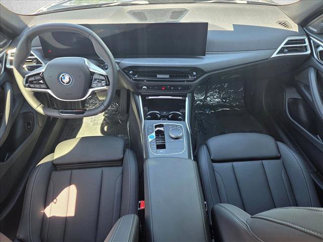 Certified 2025 BMW i4 eDrive40 RWD image 25