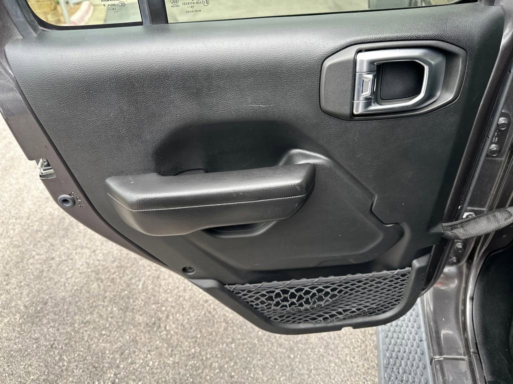 Used 2020 Jeep Wrangler Unlimited Sport S AWD/4WD image 30