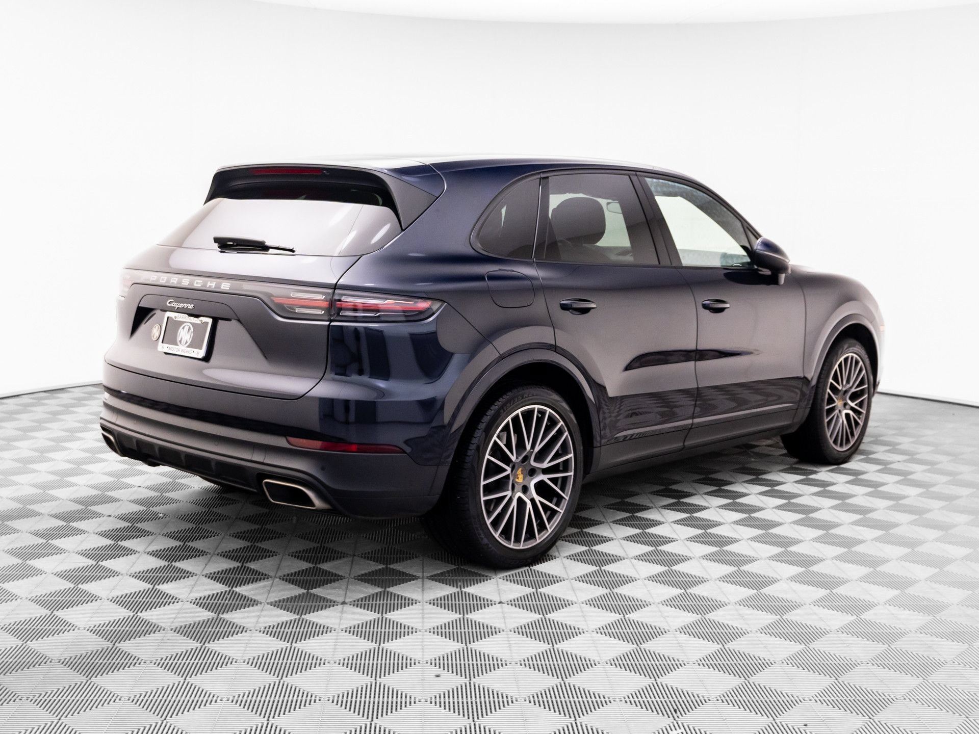 Used 2020 Porsche Cayenne AWD/4WD image 8