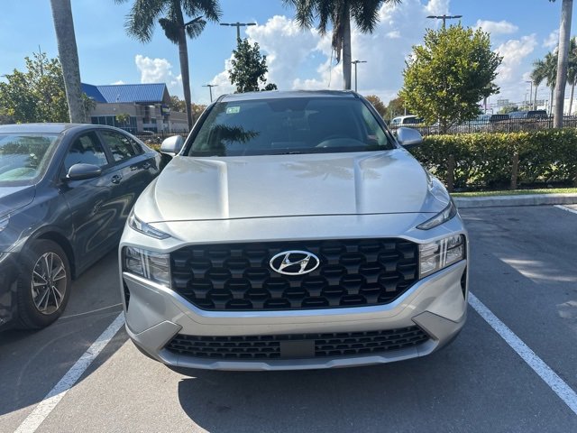Used 2023 Hyundai Santa Fe SE w/ Cargo Package video 2
