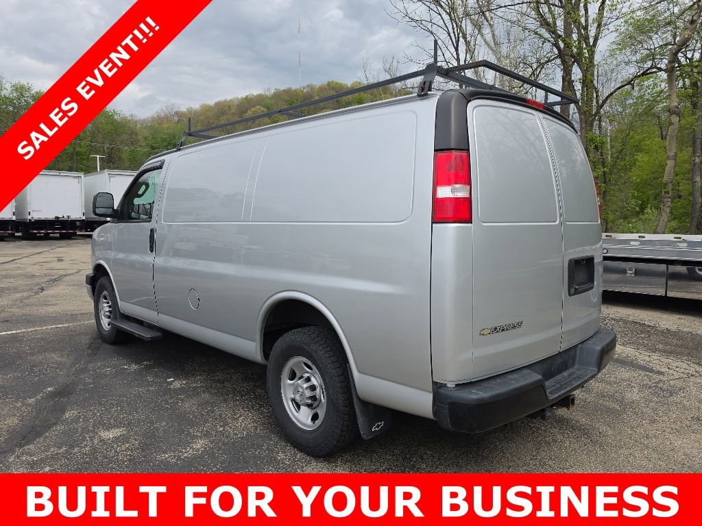 Used 2021 Chevrolet Express 2500 w/ Communications Package RWD image 6