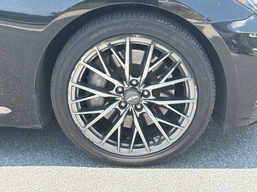 Used 2018 Genesis G80 3.3T Sport RWD image 14