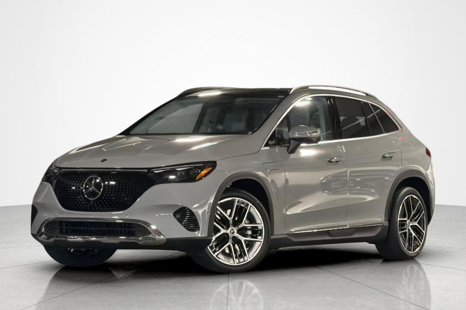 New 2026 Mercedes-Benz EQE 320 4MATIC SUV image 1