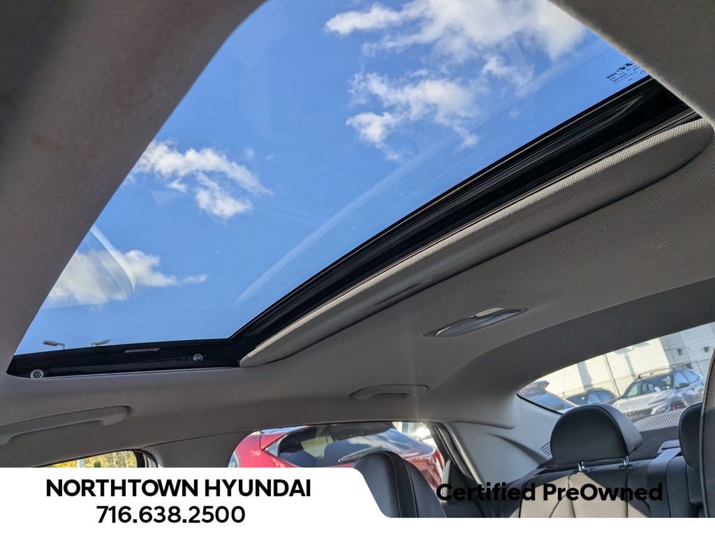 Certified 2023 Hyundai Elantra Limited image 6