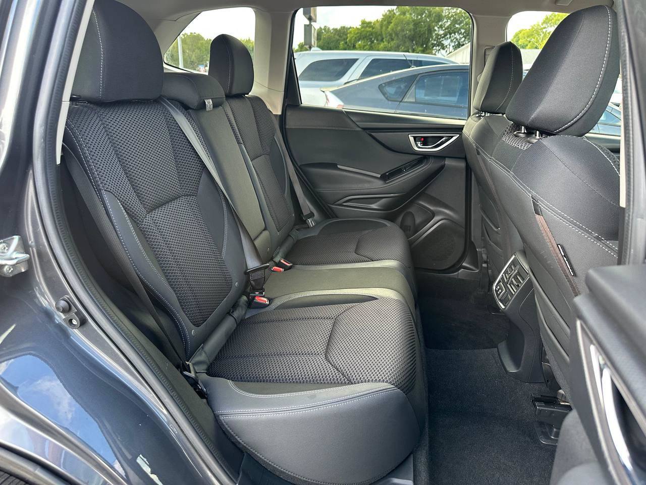 Used 2020 Subaru Forester Premium AWD/4WD image 36