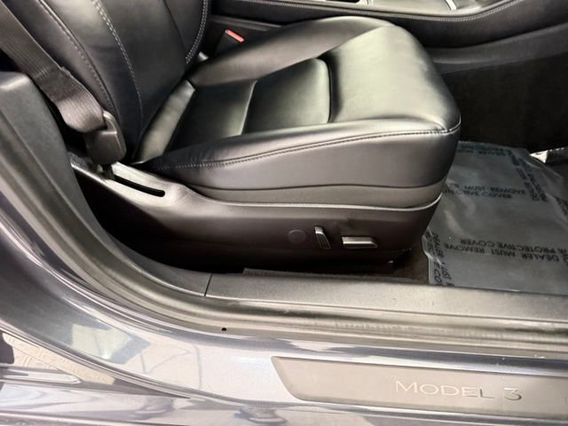 Used 2021 Tesla Model 3 Standard Range Plus RWD image 21