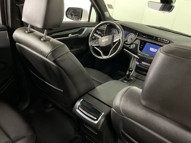 Certified 2025 Cadillac XT6 Premium Luxury w/ Technology Package image 29