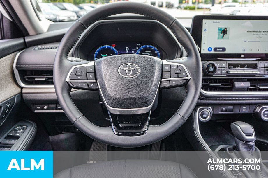 Used 2026 Toyota Grand Highlander AWD image 29