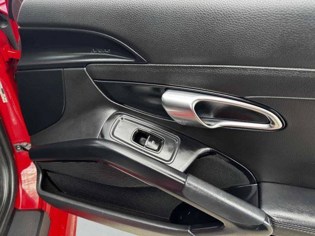 Used 2017 Porsche 718 Cayman S RWD image 37
