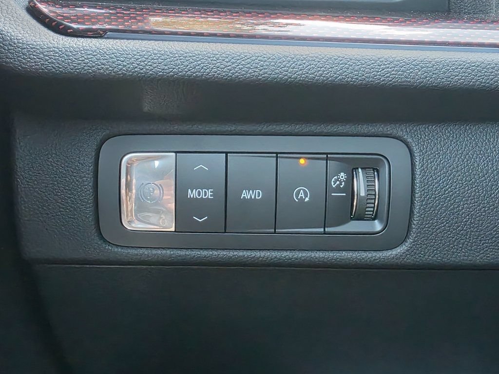 Used 2026 Chevrolet Traverse Z71 w/ Driver Confidence Package AWD/4WD image 27