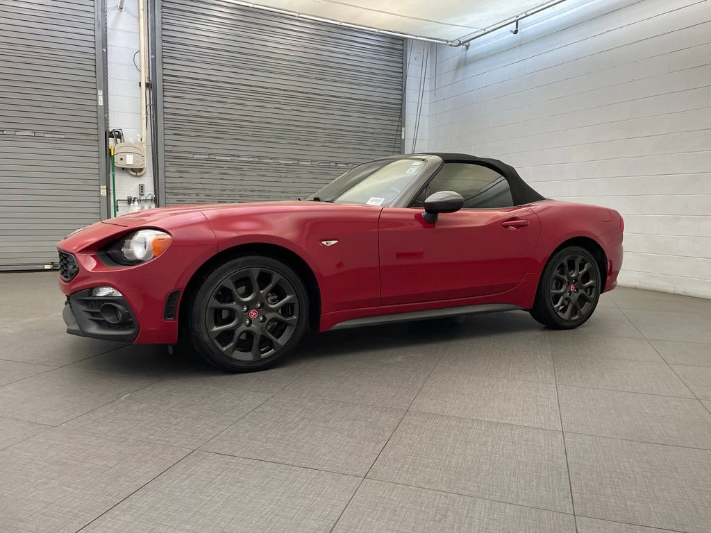 Used 2018 FIAT 124 Spider Abarth w/ Convenience Group RWD image 6
