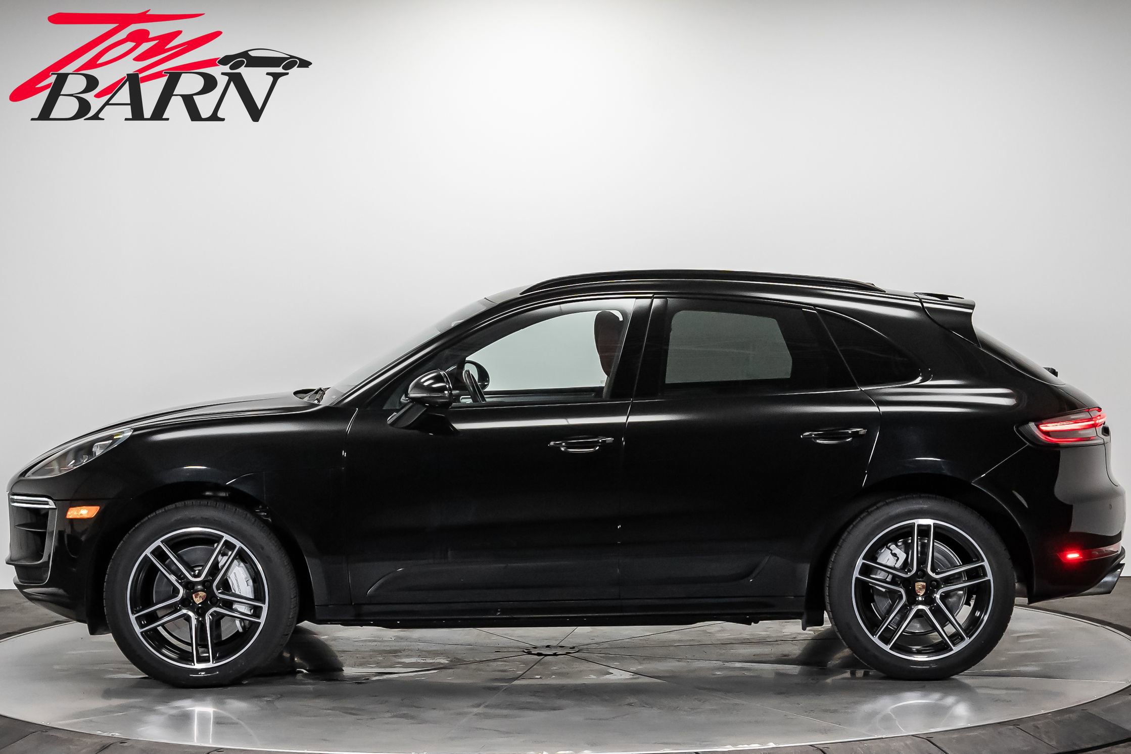 Used 2020 Porsche Macan Turbo video 2