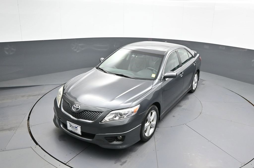 Used 2011 Toyota Camry SE image 37