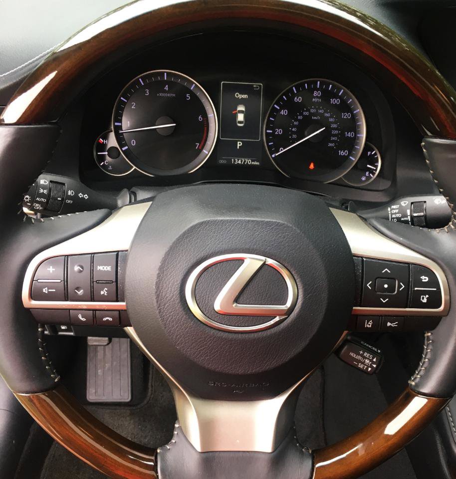 Used 2016 Lexus ES 350 w/ Luxury Package w/Wood Trim FWD image 25
