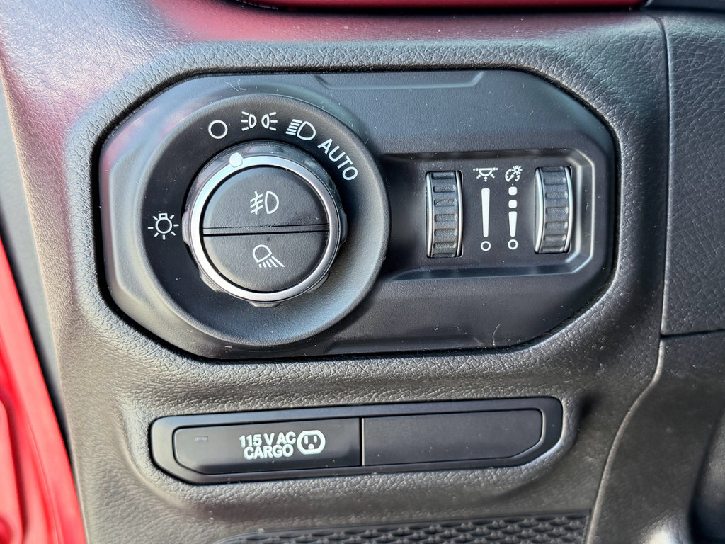 Used 2020 Jeep Gladiator Rubicon AWD/4WD image 10