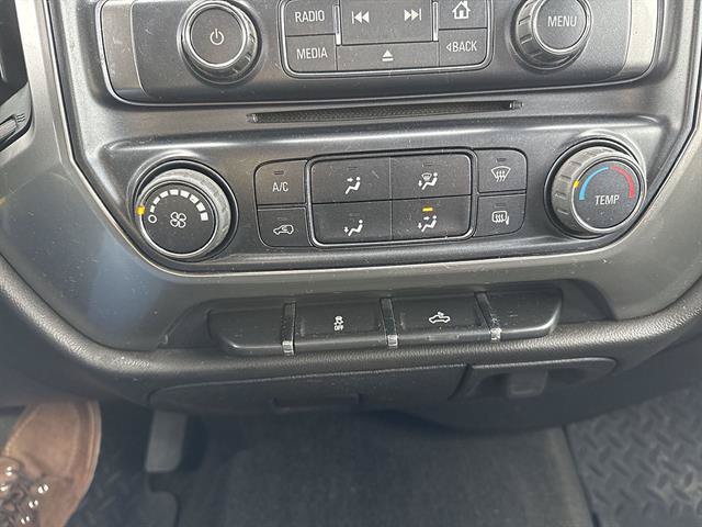 Used 2018 Chevrolet Silverado 1500 LT AWD/4WD image 45